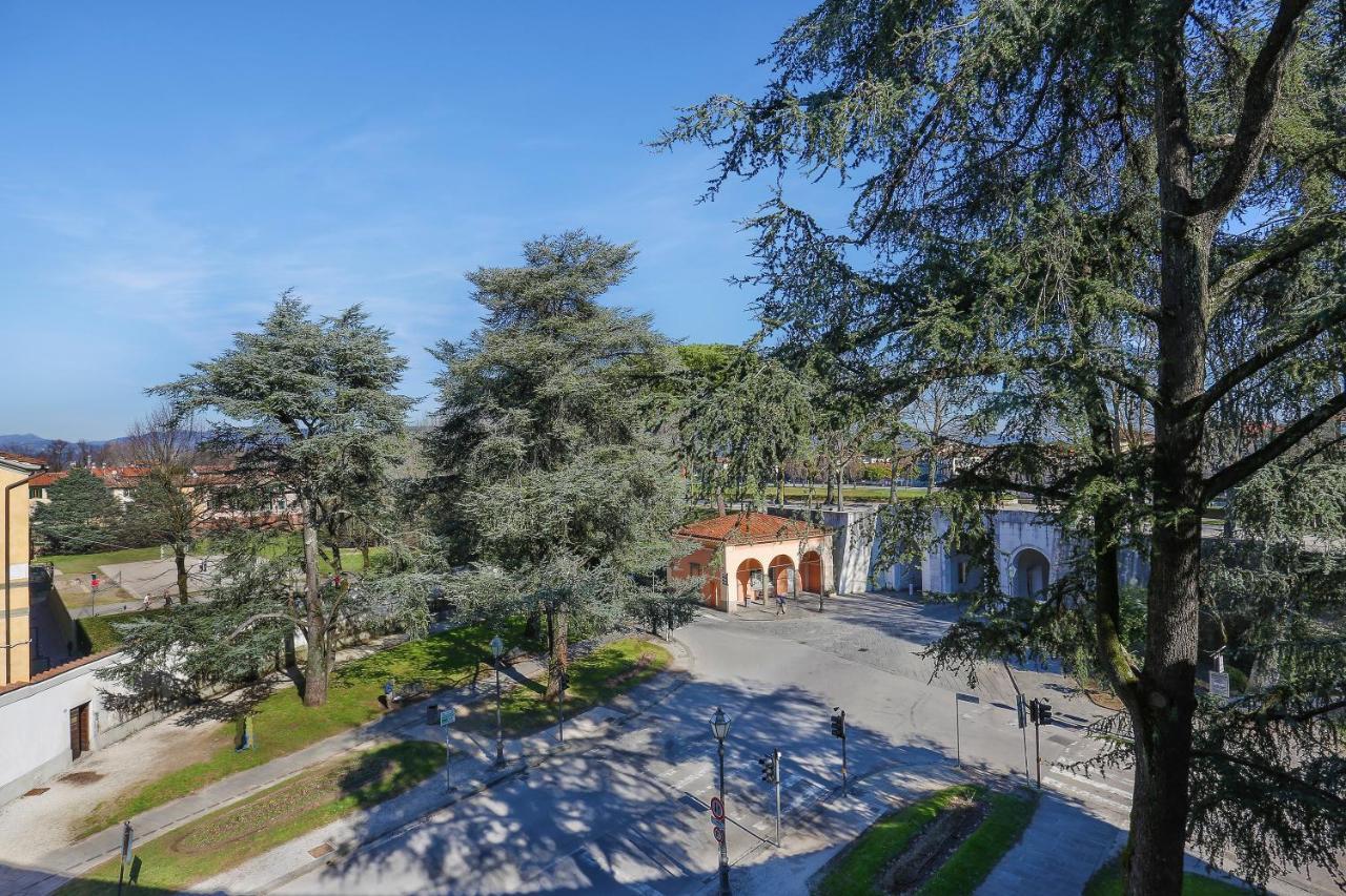 Palazzo Froussard B&B And Living Lucca Exterior foto